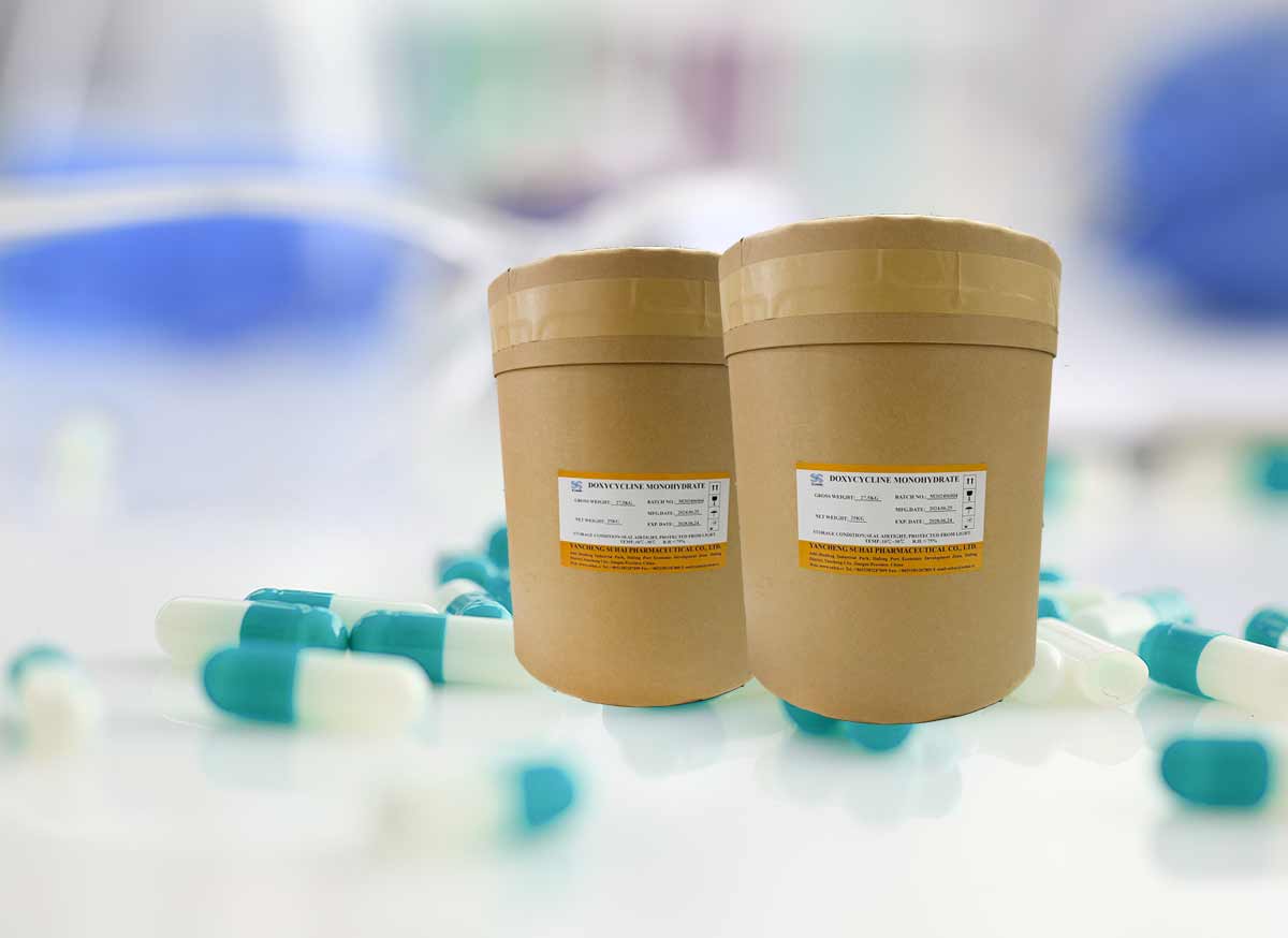 Doxycycline monohydrate